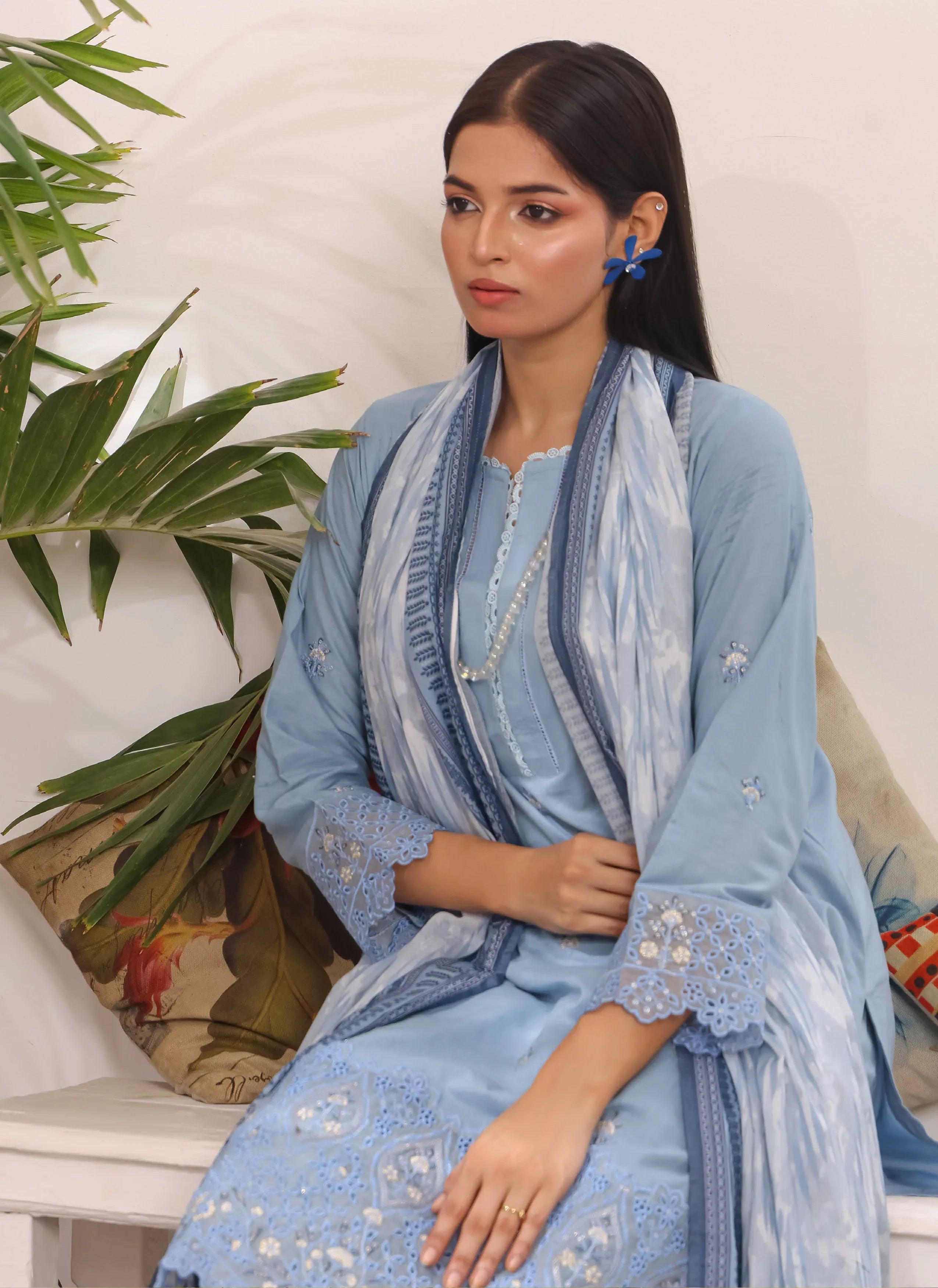 Luxury Embroidered Chicken Kari 3-Piece